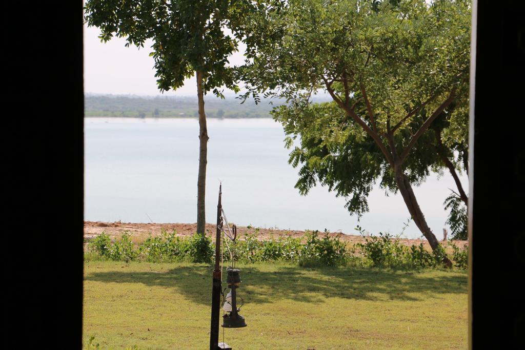 Kutch Safari Lodge Бхудж Экстерьер фото